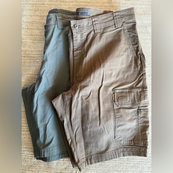 Duluth Trading Co Other - 2 Duluth Trading Co Men’s Flex Fire Hose Relaxed Fit 13” Cargo Shorts